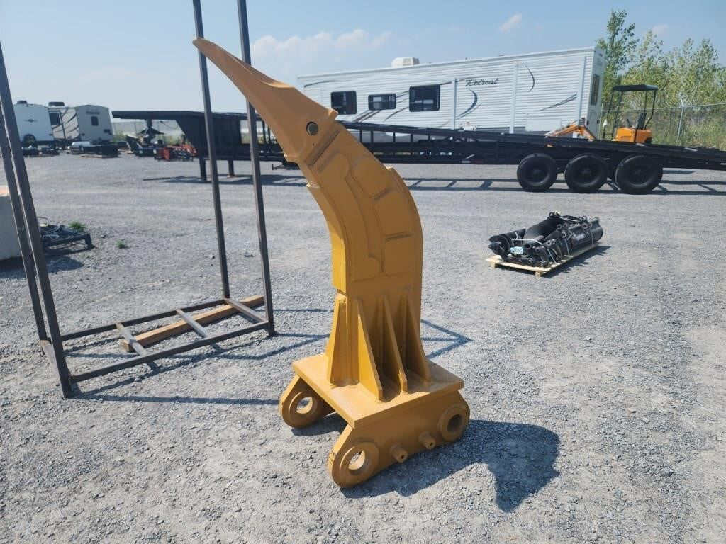 CAT 336 frost ripper