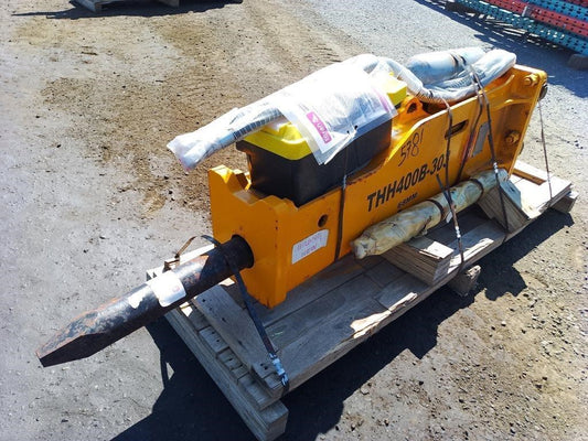 Aftermarket hydraulic hammer for 7.000 - 17.000 lbs excavators and backhoe loaders